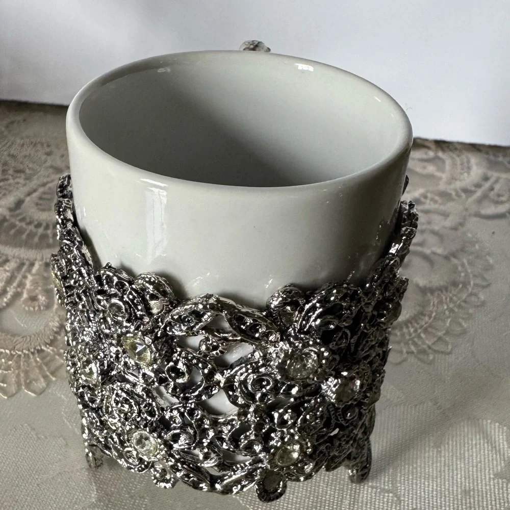 1 Elegant Filigree espresso cupholder